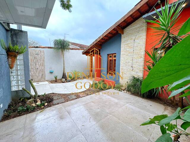 Casa para Venda em Caraguatatuba - 4