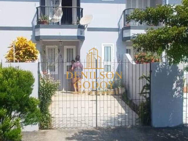 #SO0037 - Sobrado para Venda em Caraguatatuba - SP