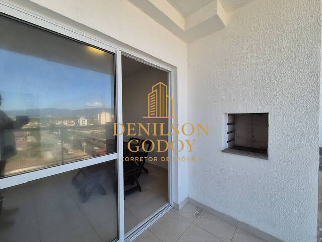 Apartamento para Venda em Caraguatatuba - 5